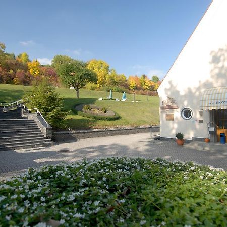 Land- Und Golfhotel Alte Fliegerschule Eisenach Kültér fotó