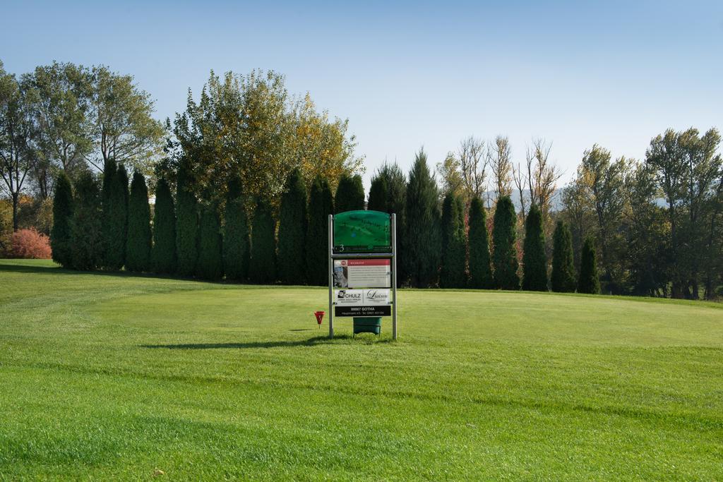 Land- Und Golfhotel Alte Fliegerschule Eisenach Kültér fotó