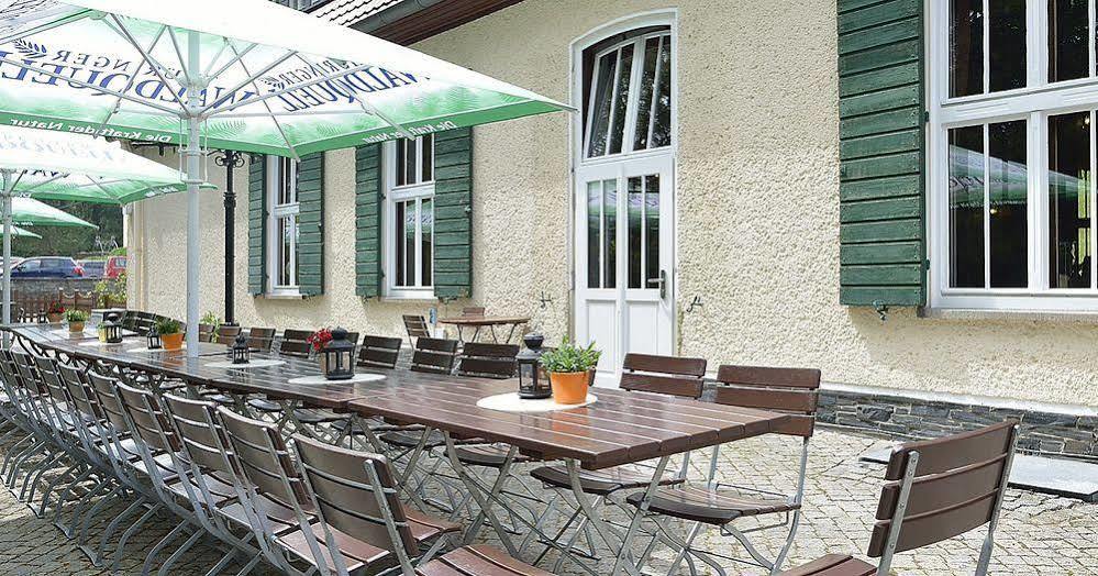 Land- Und Golfhotel Alte Fliegerschule Eisenach Kültér fotó