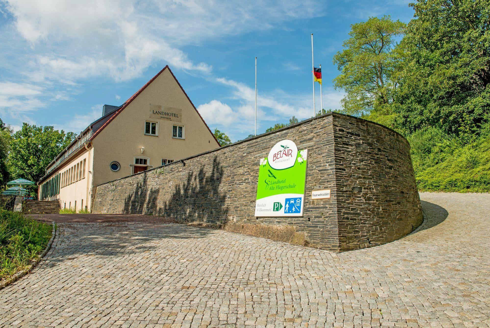Land- Und Golfhotel Alte Fliegerschule Eisenach Kültér fotó
