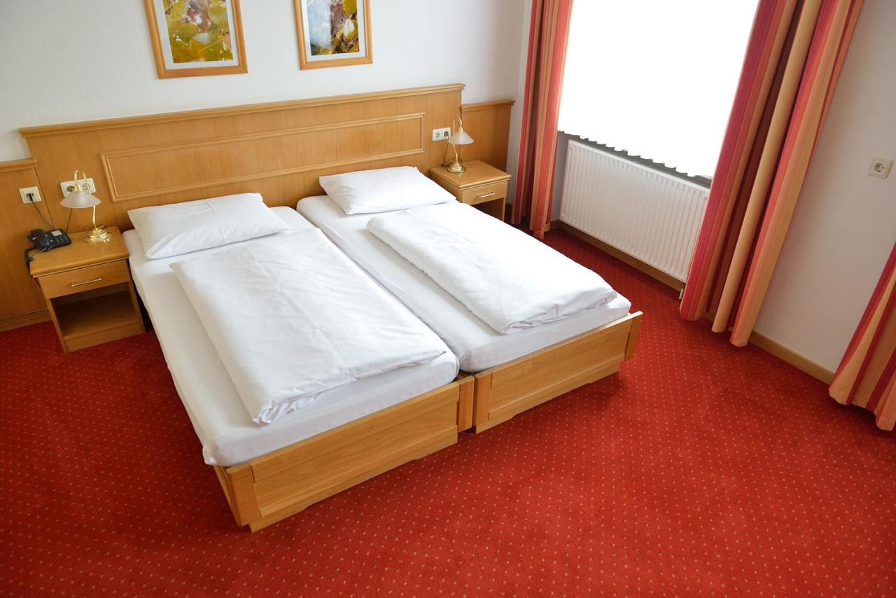 Land- Und Golfhotel Alte Fliegerschule Eisenach Kültér fotó